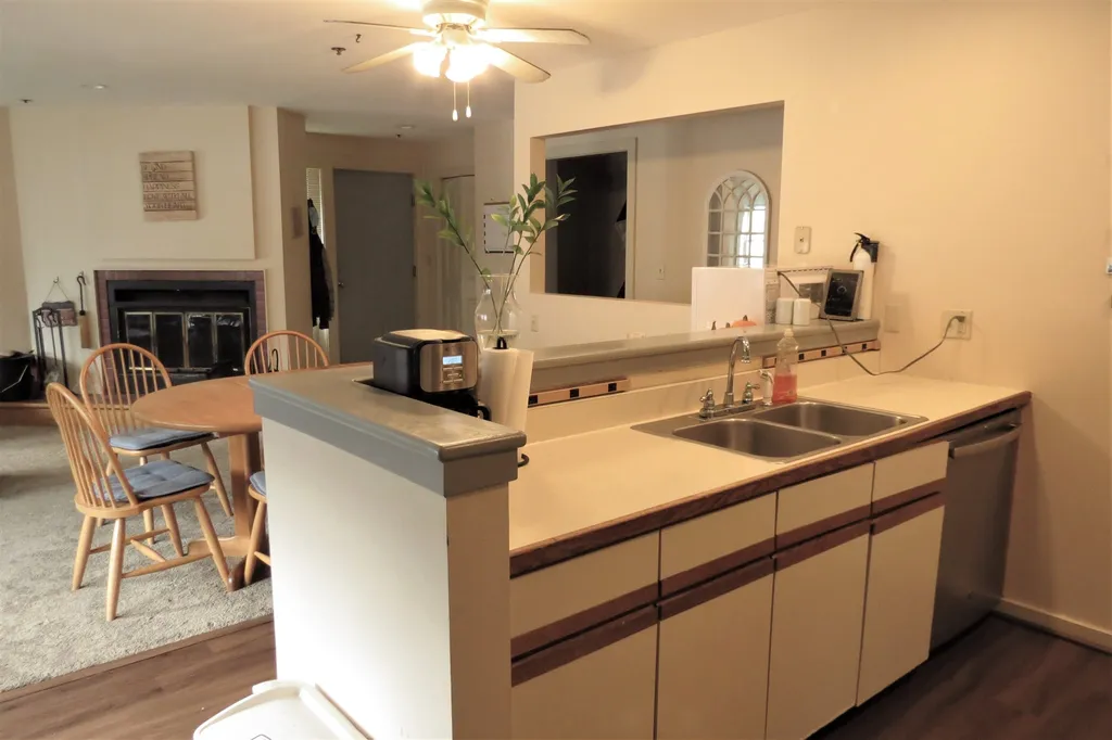 18 Pleasant Street Ludlow VT 05149