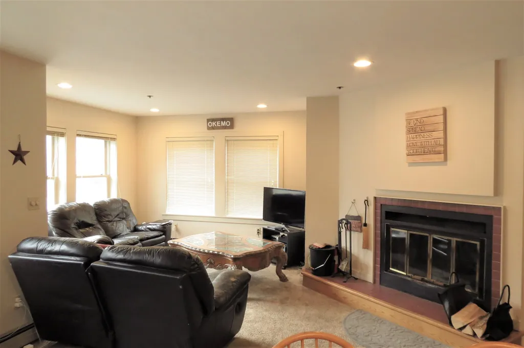 18 Pleasant Street Ludlow VT 05149
