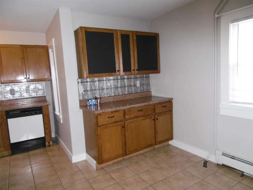 369 Hevey Street Manchester NH 03102
