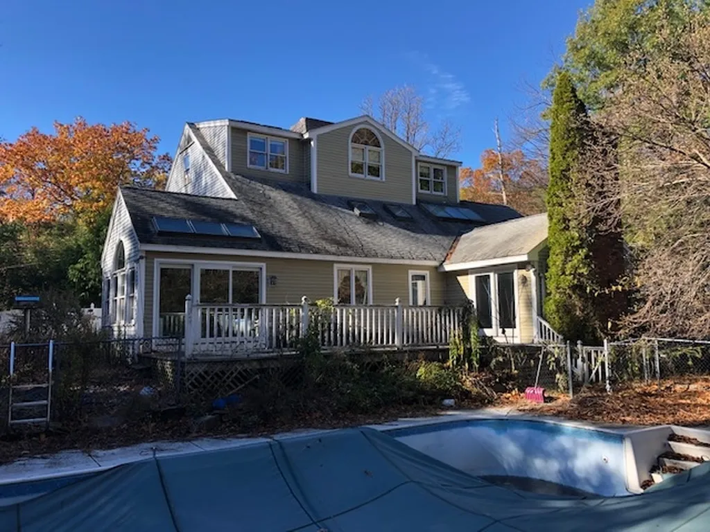 49 Buttonwood Road Bedford NH 03110