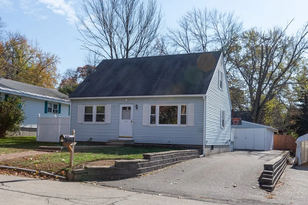 211 Morey Street Manchester NH 03103