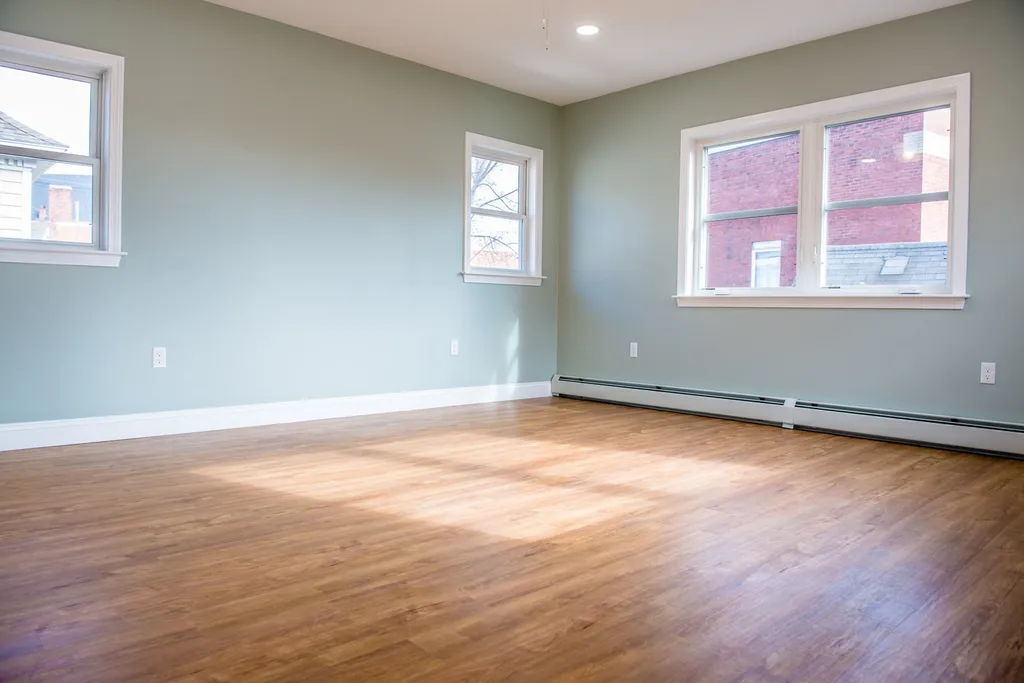 282 Pleasant Street Berlin NH 03570
