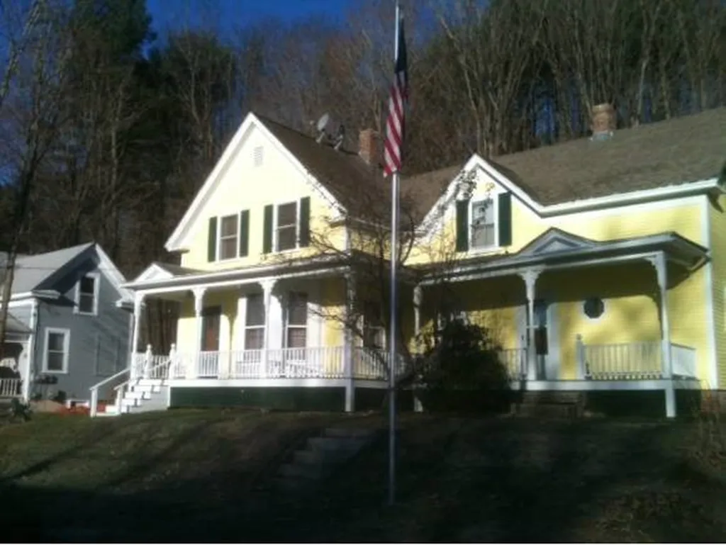 11 Russell Avenue Troy NH 03465