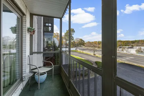 33 Spit Brook Road Nashua NH 03060