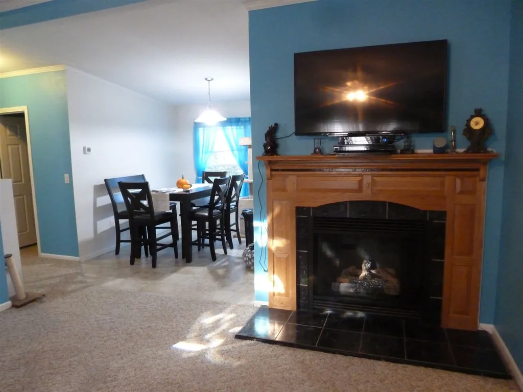 4 Hickory Hill Road Epping NH 03042