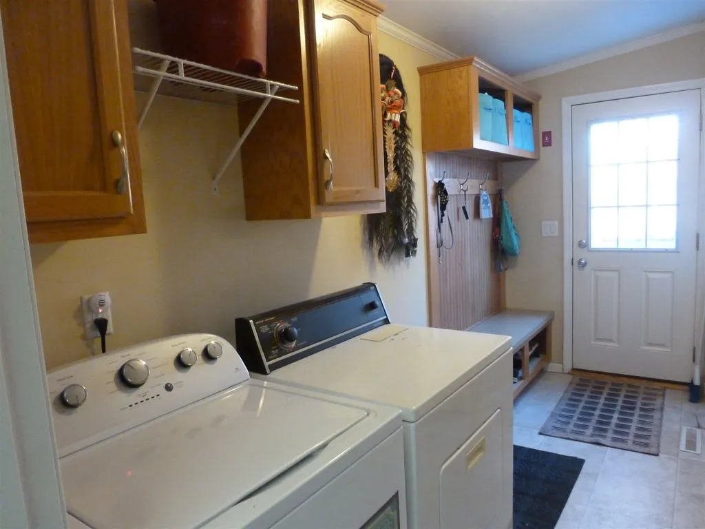 4 Hickory Hill Road Epping NH 03042