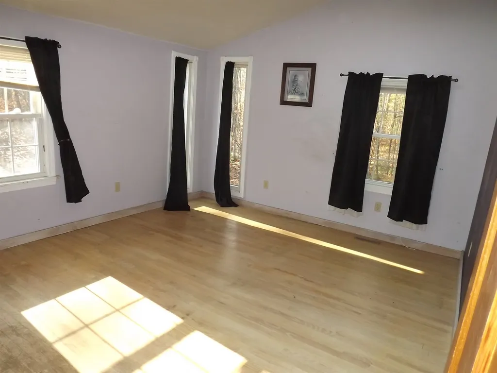 43 Lawson Avenue Franklin NH 03235