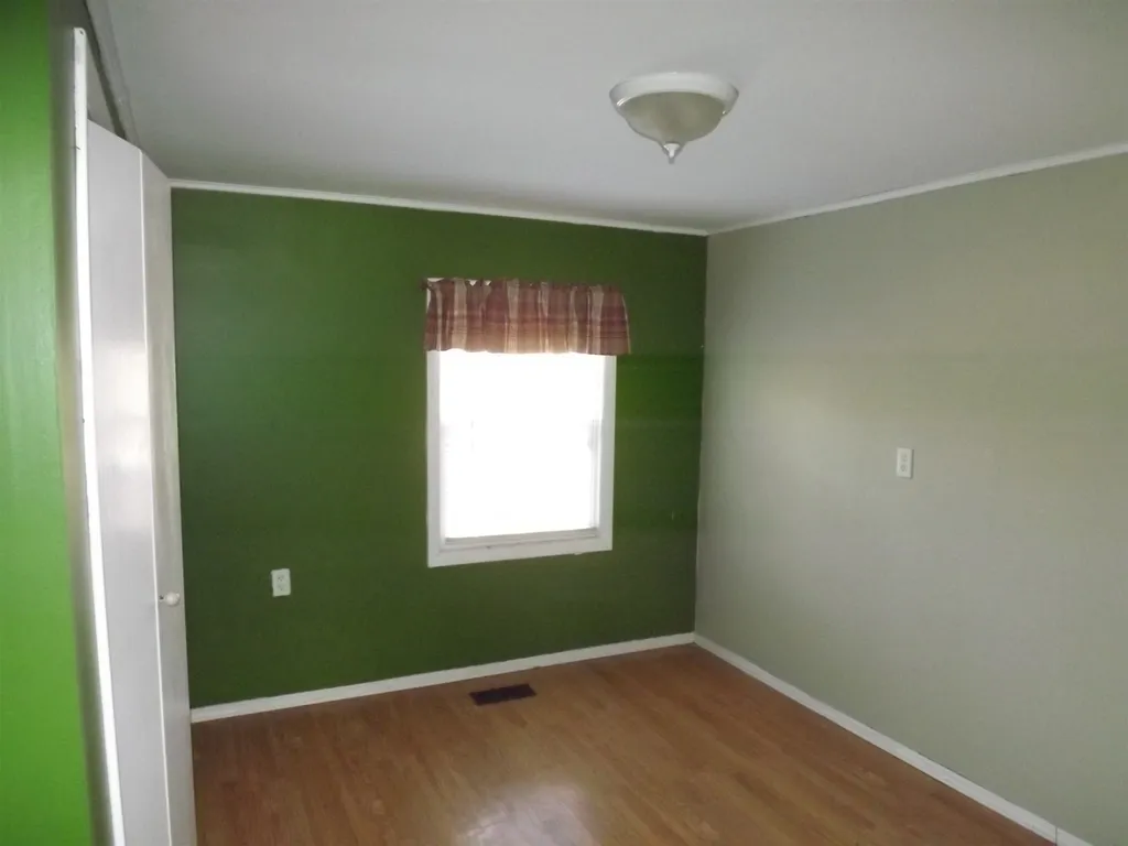 43 Lawson Avenue Franklin NH 03235
