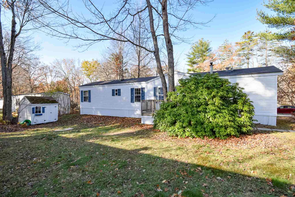 127 Colonial Village Somersworth NH 03878