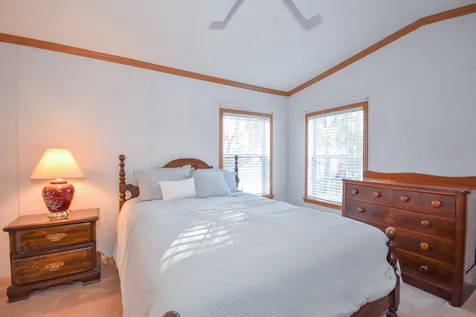 127 Colonial Village Somersworth NH 03878