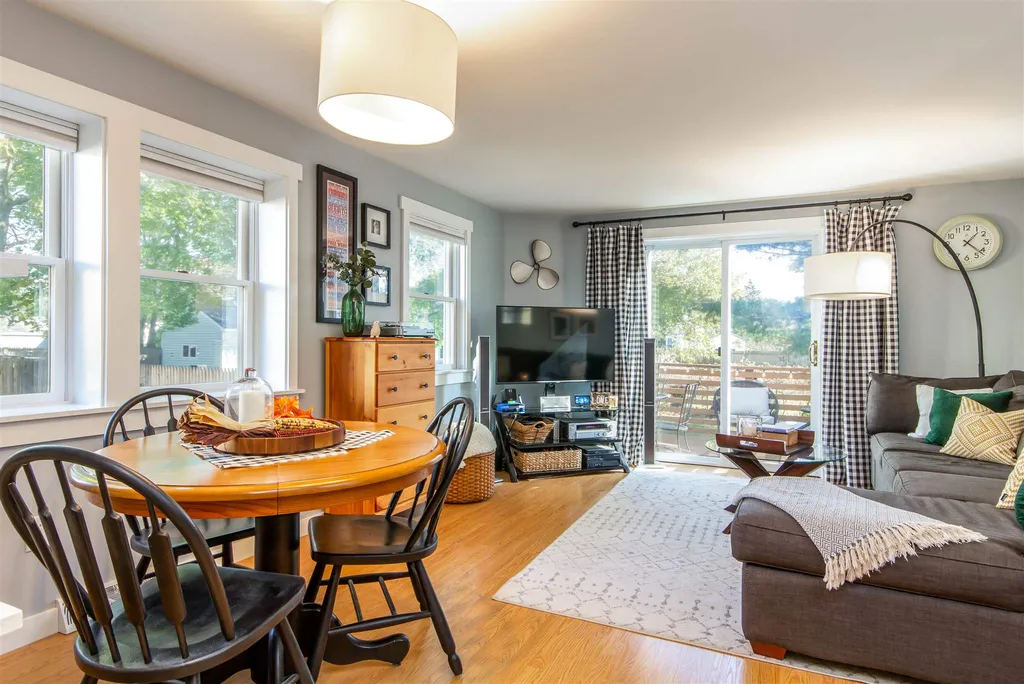 17 Fairmont Place Burlington VT 05408