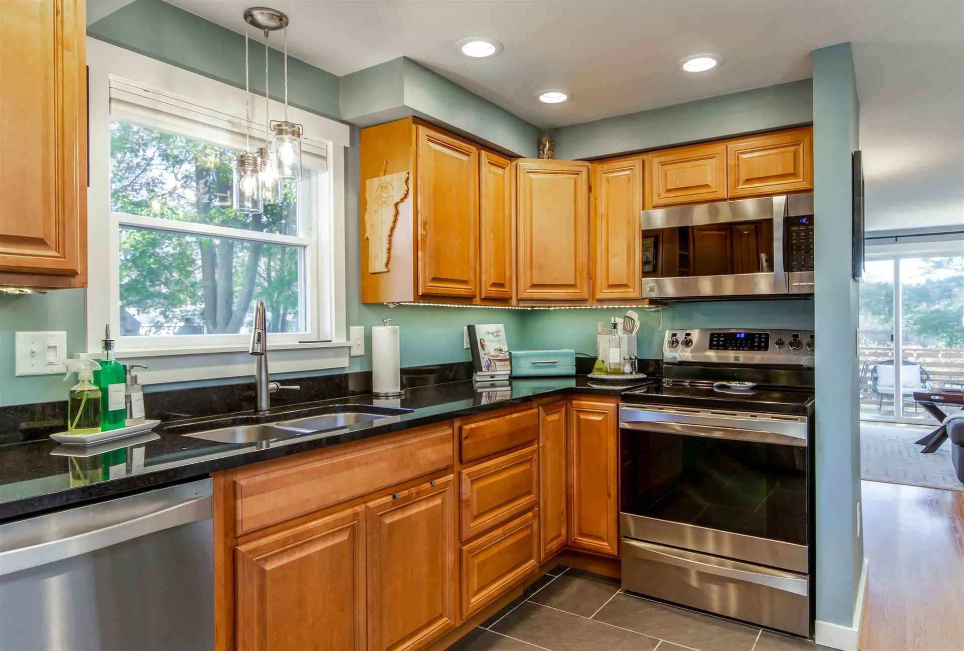 17 Fairmont Place Burlington VT 05408