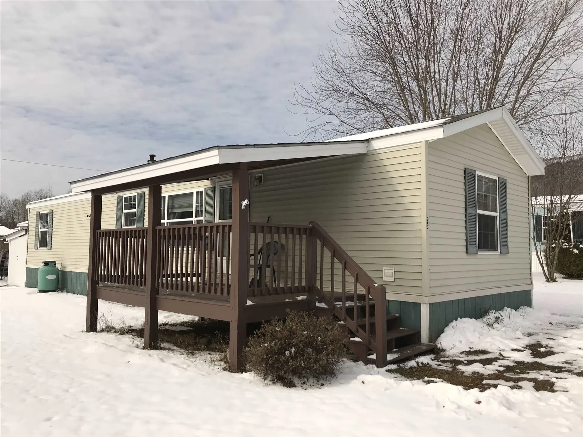 23 Cockburne Lane Colebrook NH 03576