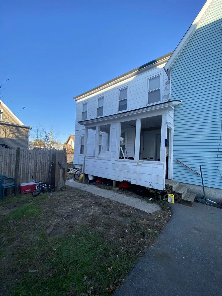 111 Palm Street Nashua NH 03060