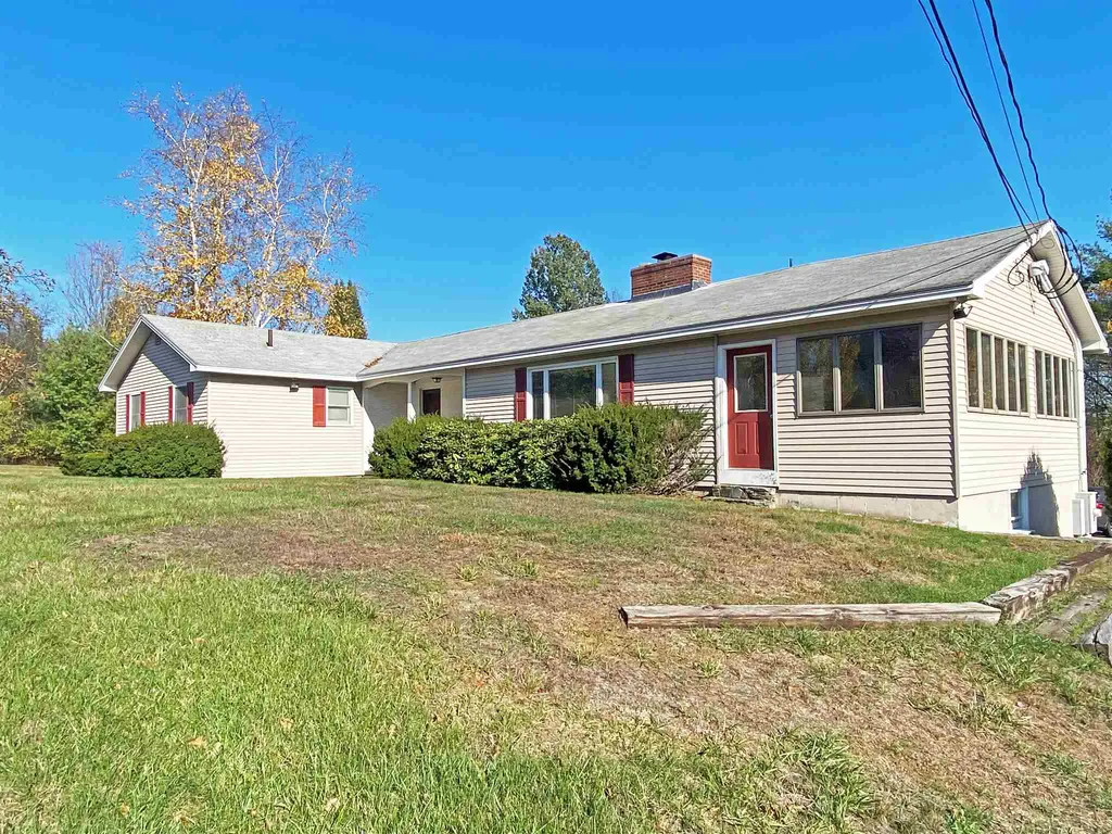 1037 Calef Highway Barrington NH 03825