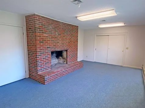 1037 Calef Highway Barrington NH 03825