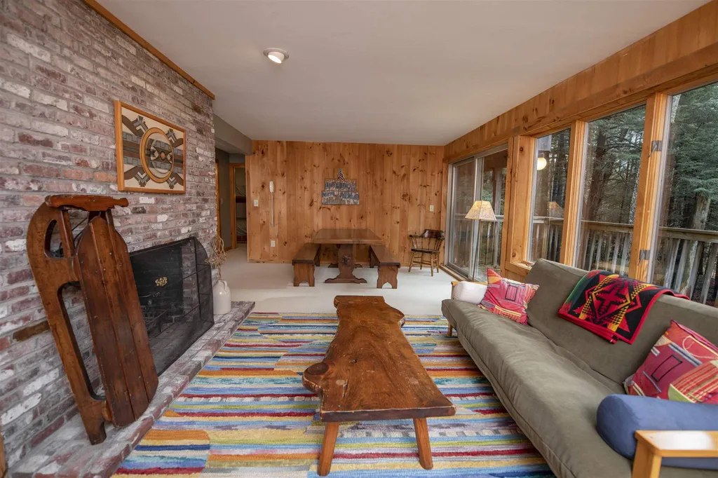 324 Hard Road Hartford VT 05059