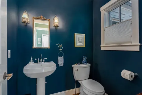 12 Dewey Place South Burlington VT 05403