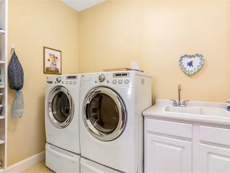 12 Dewey Place South Burlington VT 05403