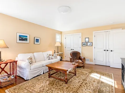 12 Dewey Place South Burlington VT 05403