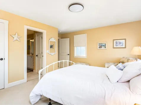 12 Dewey Place South Burlington VT 05403