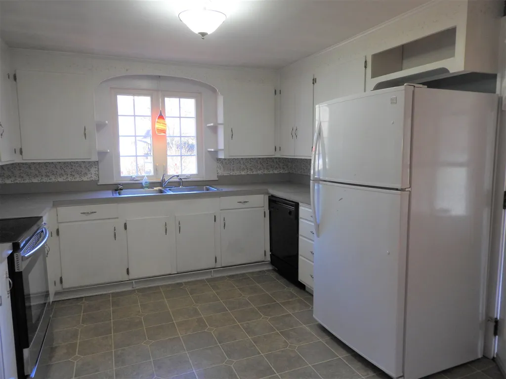 94 Mountain Road Concord NH 03301