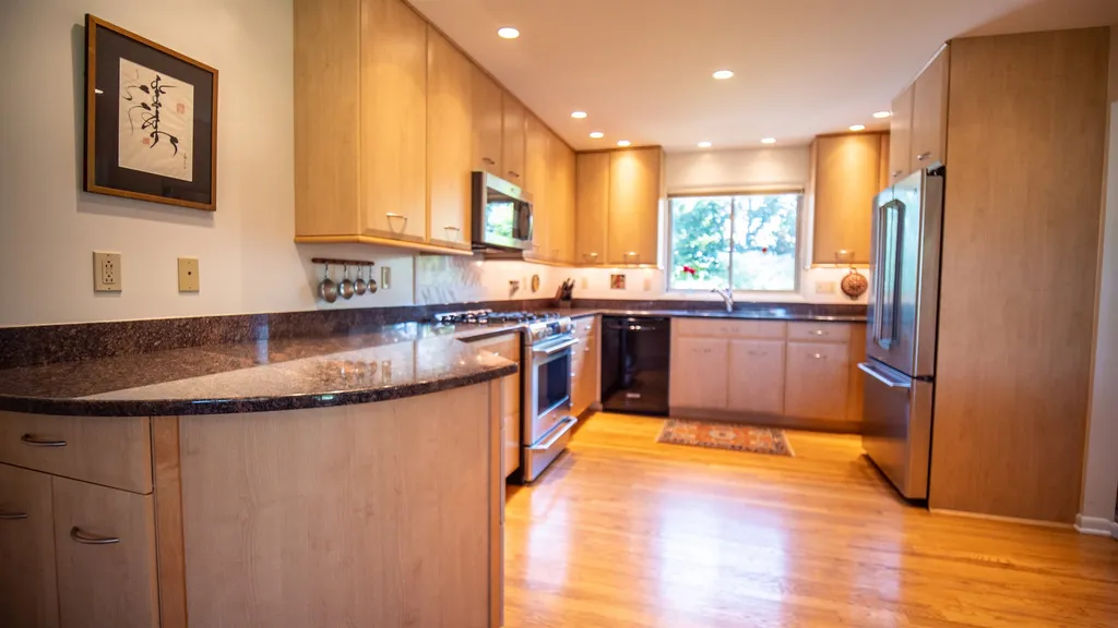 5296 Dorset Street Shelburne VT 05482