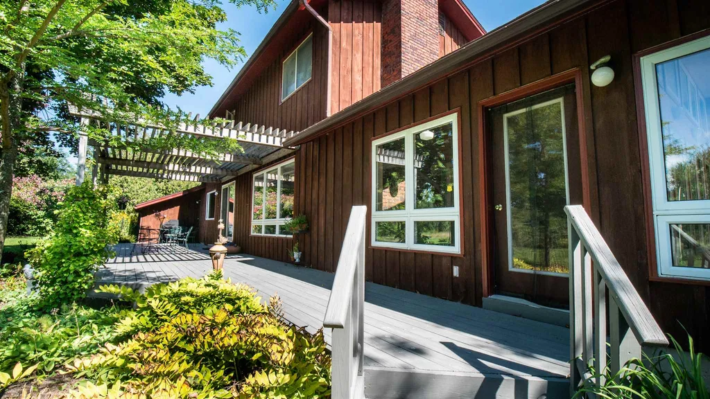 5296 Dorset Street Shelburne VT 05482