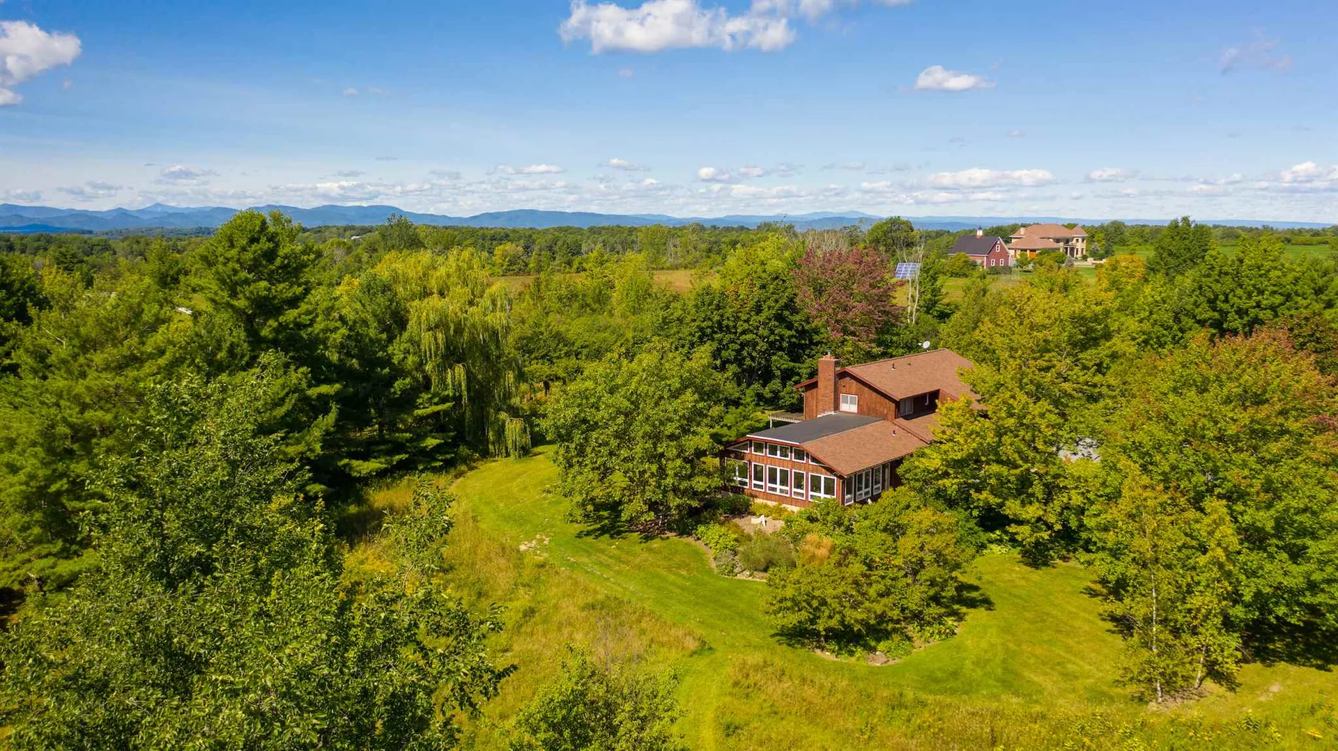 5296 Dorset Street Shelburne VT 05482