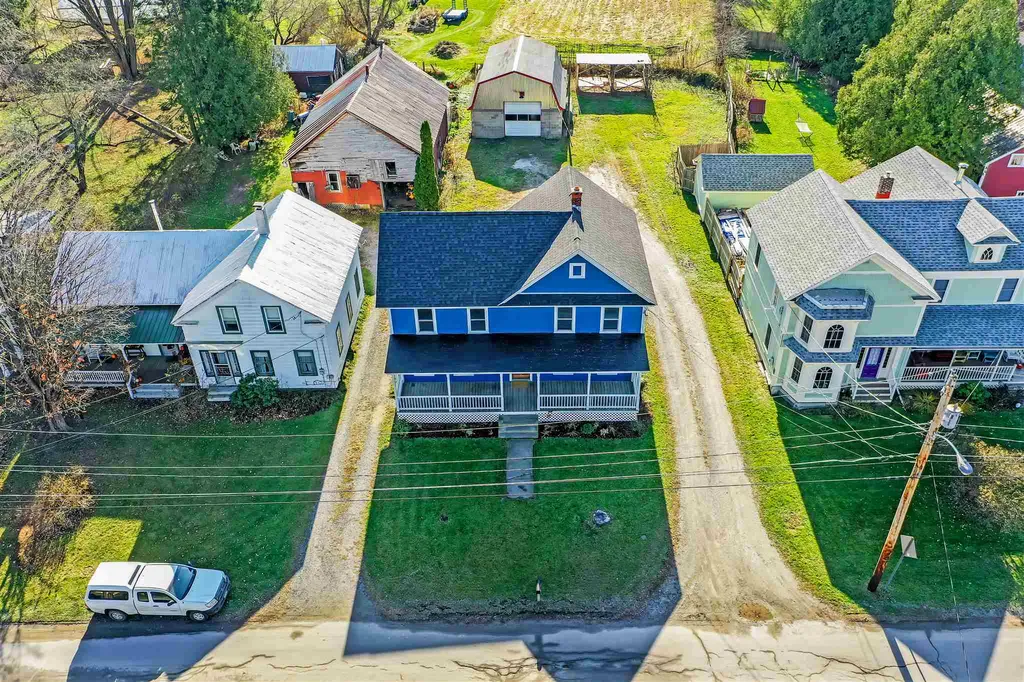 86 Bridge Street Huntington VT 05462