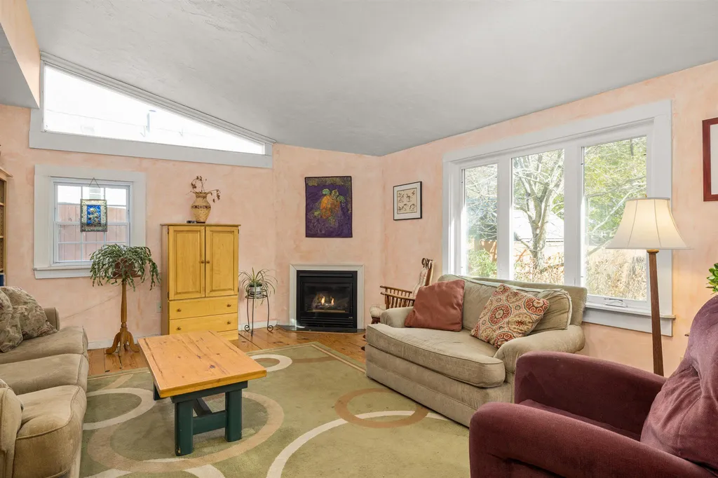 245 Thornton Street Portsmouth NH 03801