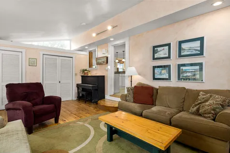 245 Thornton Street Portsmouth NH 03801