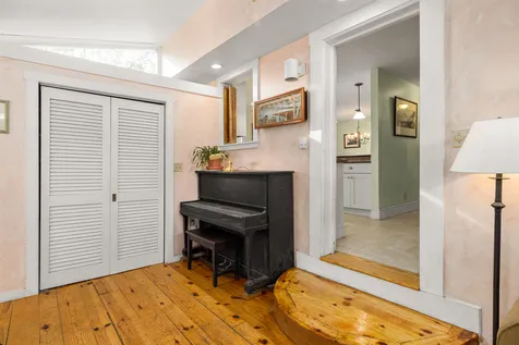 245 Thornton Street Portsmouth NH 03801
