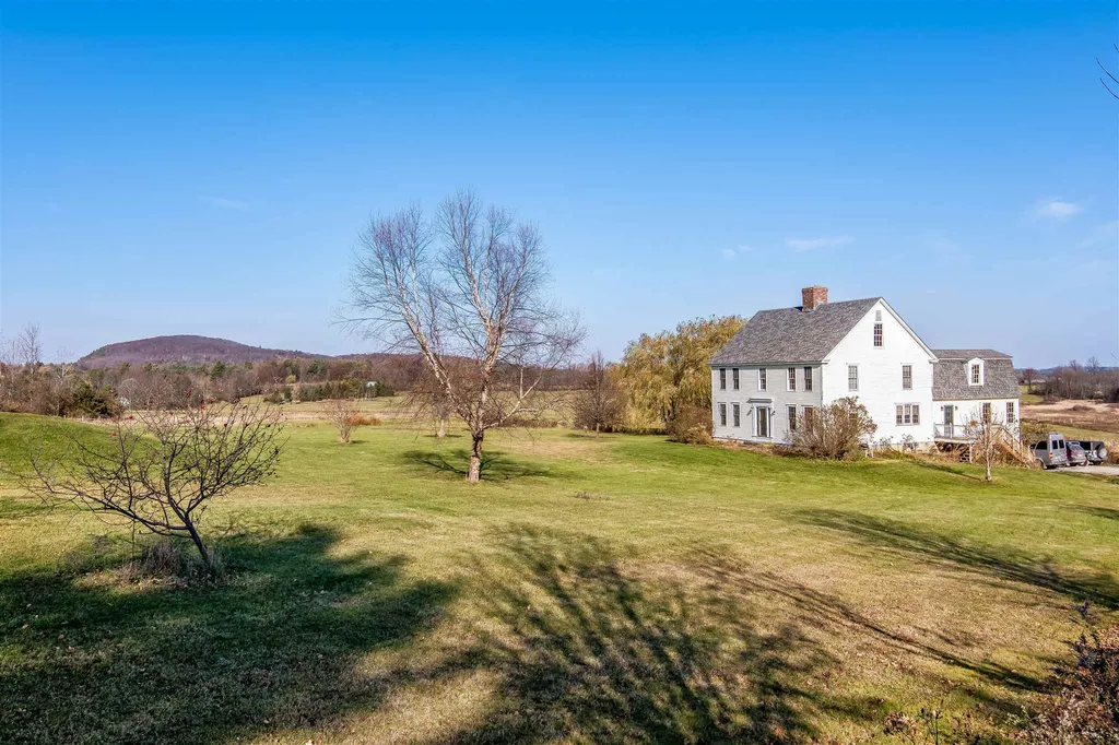 679 One Mile Road Charlotte VT 05445