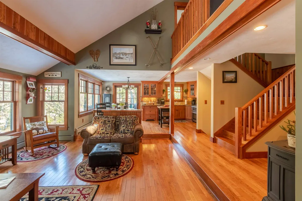 10 River View Drive Lincoln NH 03256-1