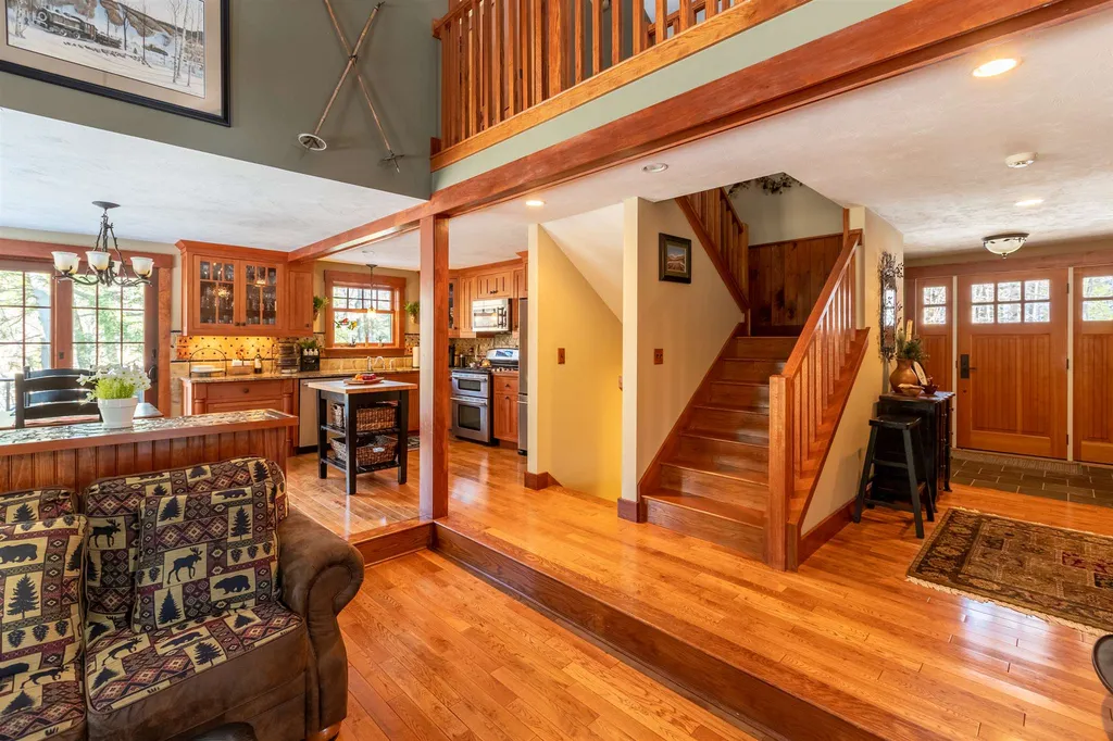 10 River View Drive Lincoln NH 03256-1