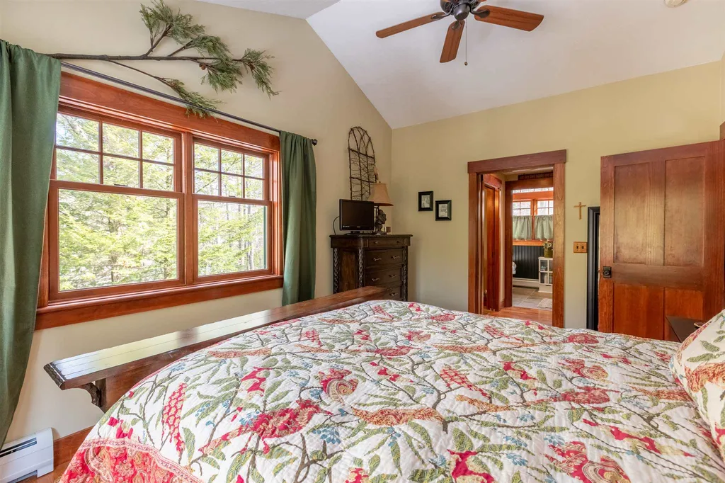 10 River View Drive Lincoln NH 03256-1