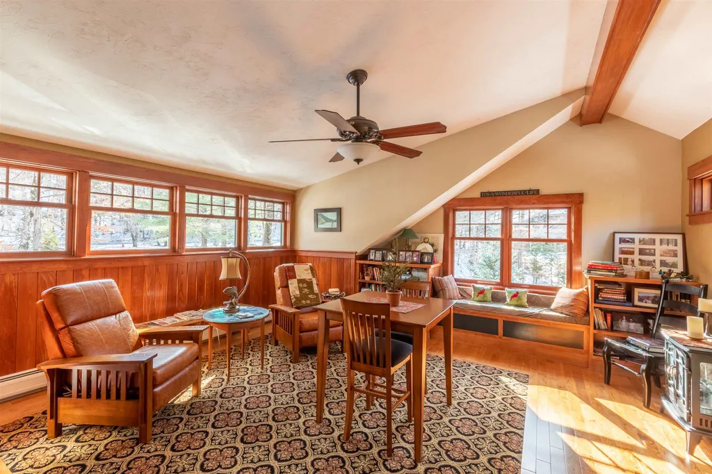 10 River View Drive Lincoln NH 03256-1