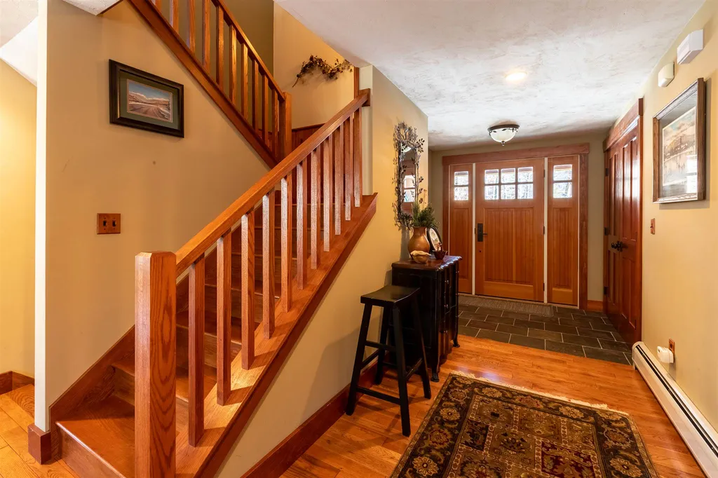 10 River View Drive Lincoln NH 03256-1