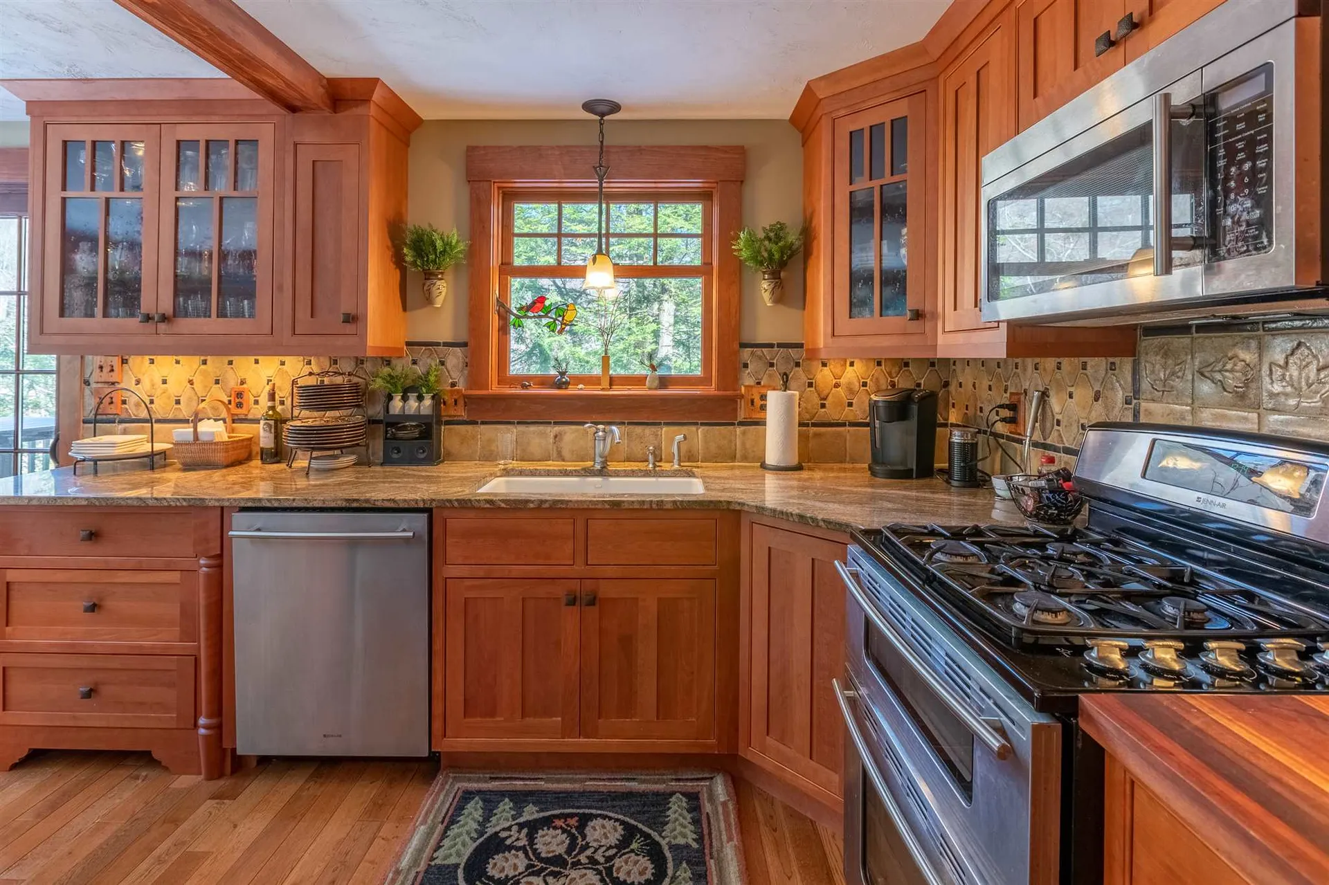 10 River View Drive Lincoln NH 03256-1