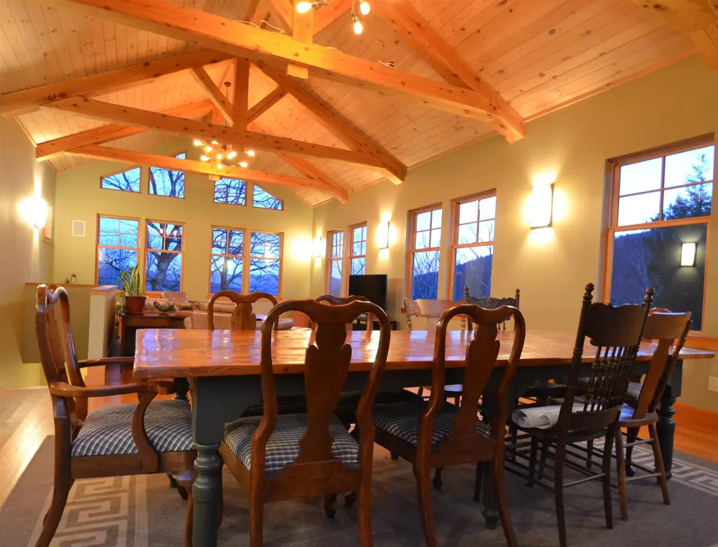 149 Upper Village Road Warren VT 05674
