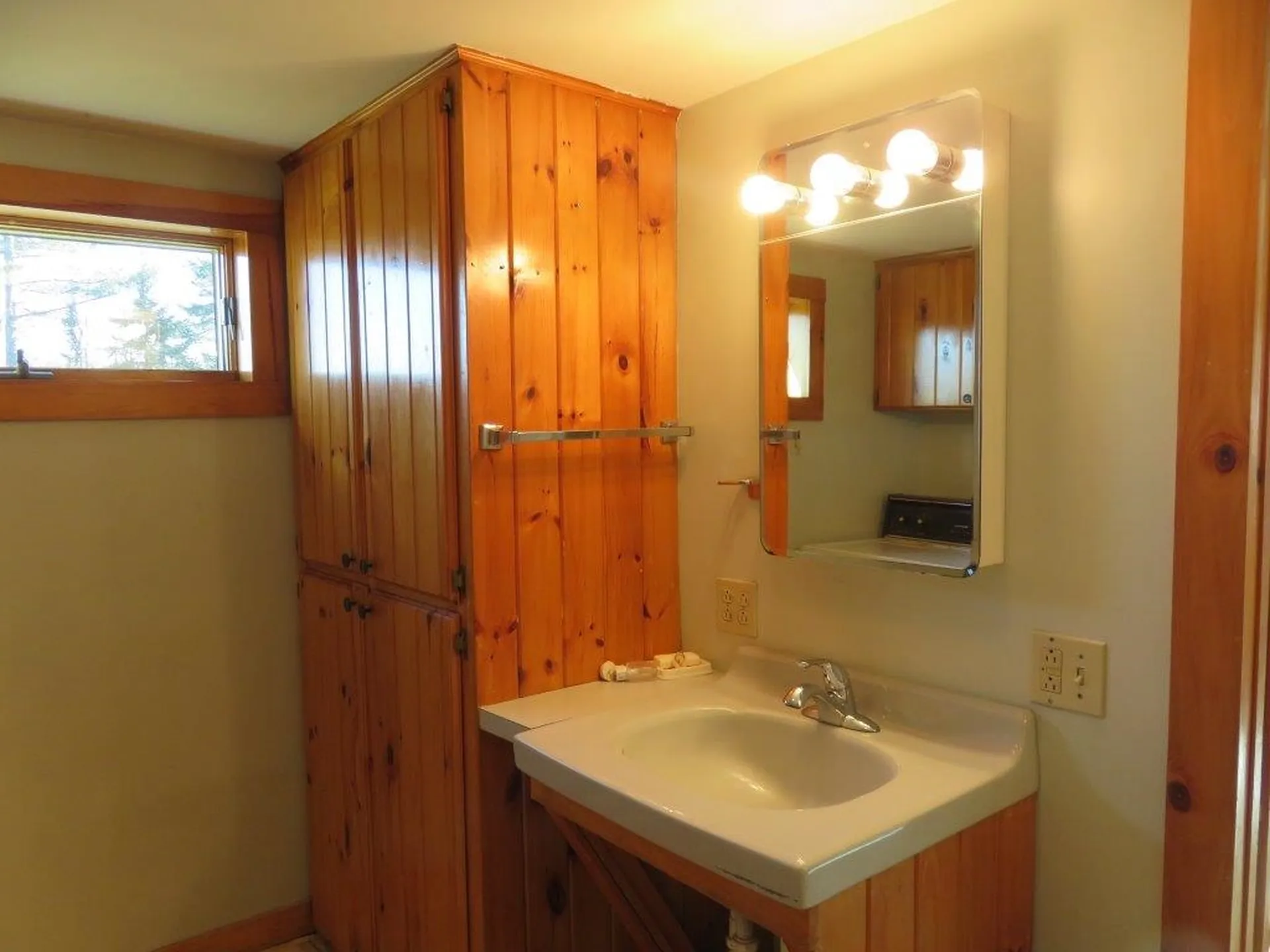 1856 Nh Route 4a Grafton NH 03240