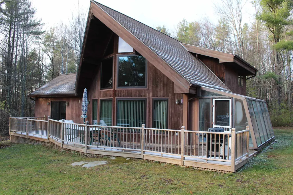 2247 Richmond Road Hinesburg VT 05461