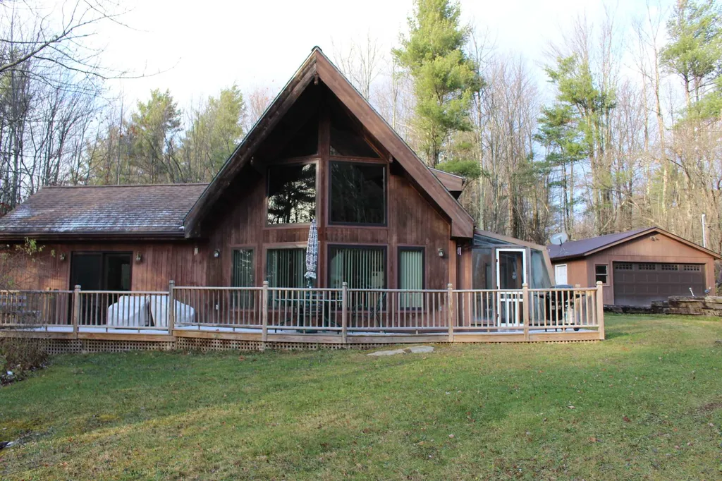 2247 Richmond Road Hinesburg VT 05461