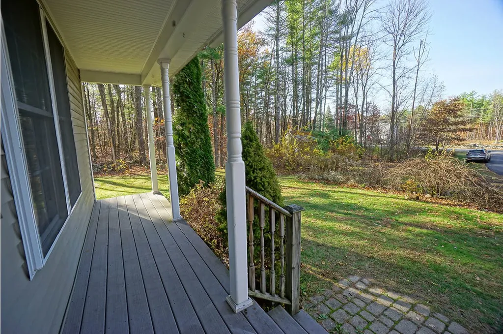 116 High Range Road Londonderry NH 03053