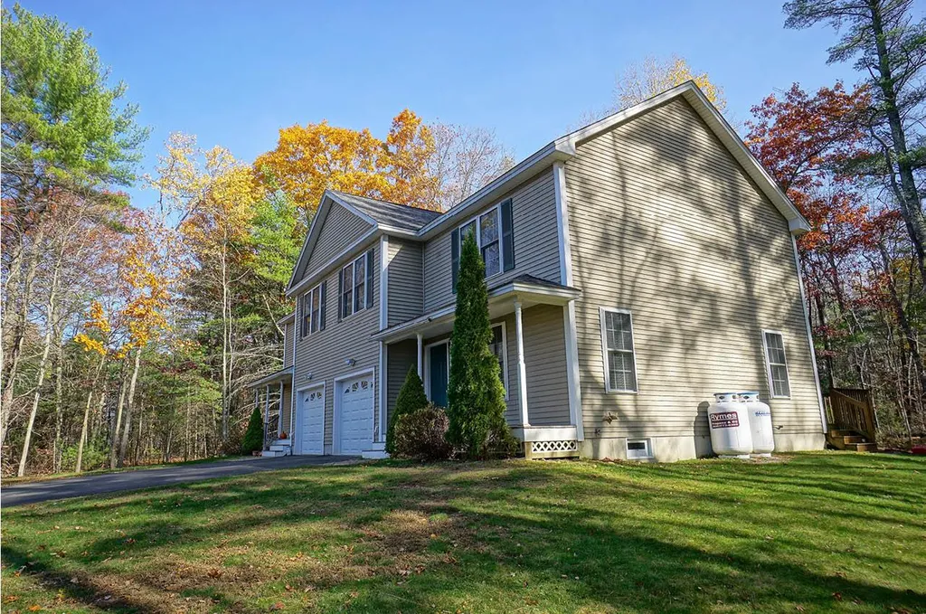 116 High Range Road Londonderry NH 03053
