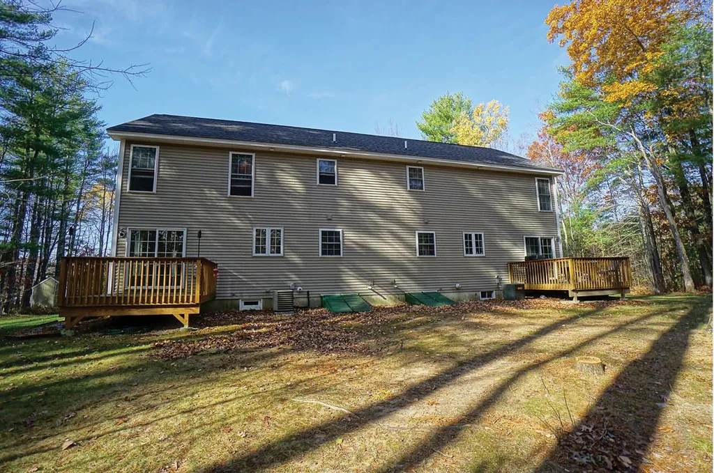 116 High Range Road Londonderry NH 03053