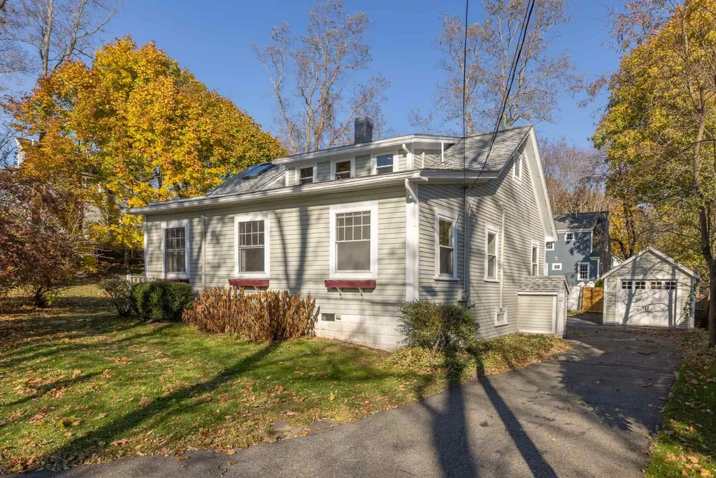 25 Woodworth Avenue Portsmouth NH 03801