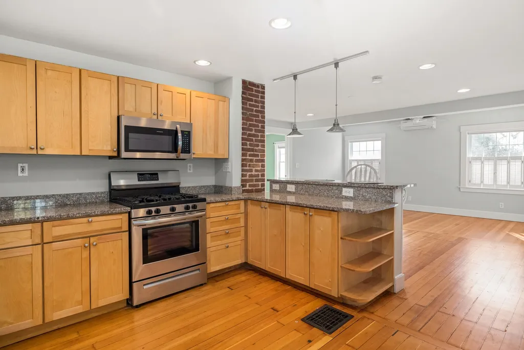 25 Woodworth Avenue Portsmouth NH 03801