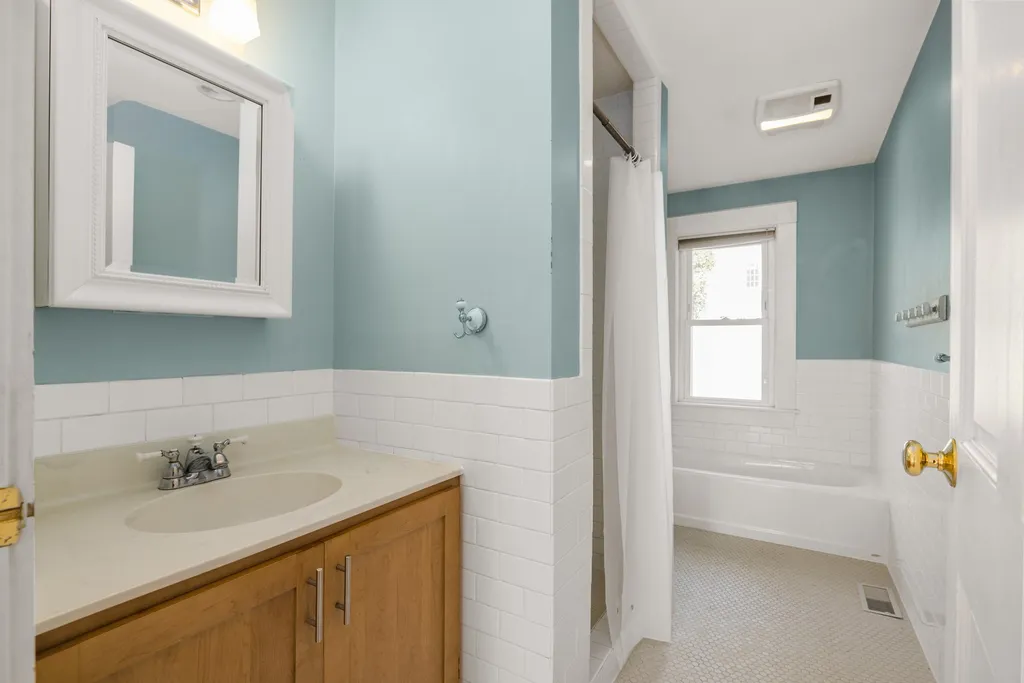 25 Woodworth Avenue Portsmouth NH 03801